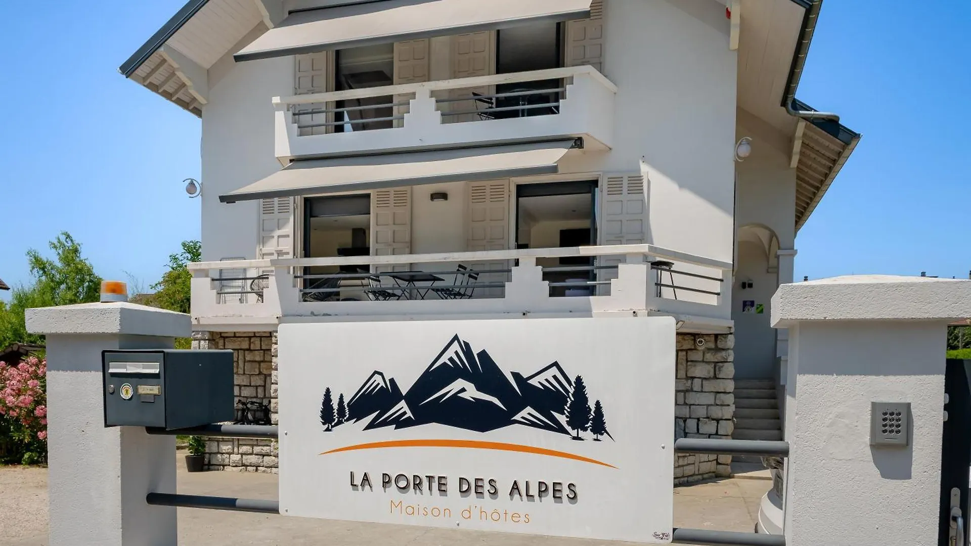 La Porte Des Alpes Barberaz France